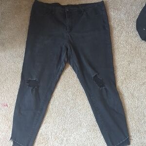 Black Distressed Women's Jeans